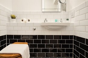 Beautiful flat in Old Street