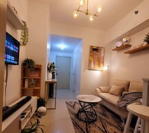 Lynzstaycation Makati