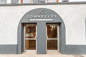 Les Tonnelles