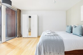 Spacious 2 Bed Apartment in Dalston