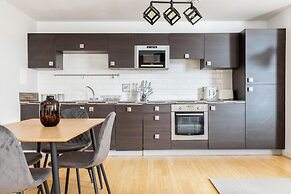 Spacious 2 Bed Apartment in Dalston