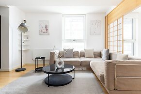Spacious 2 Bed Apartment in Dalston