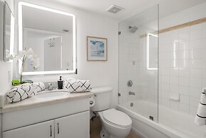 Ocean View Condo - Feel the Sea Breeze