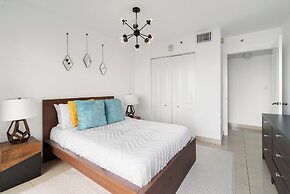 Ocean View Condo - Feel the Sea Breeze