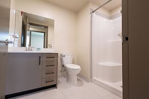 Residence & Conference Centre - Kelowna