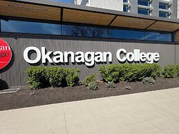 Residence & Conference Centre - Kelowna