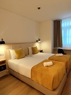 Bacalhoeiros 125 Hotel