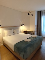 Bacalhoeiros 125 Hotel