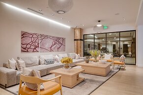 Alpine Oasis Luxury Living Near Vail With Outdoor Oasis Pool and Game 