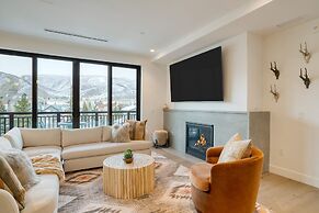 Alpine Oasis Luxury Living Near Vail With Outdoor Oasis Pool and Game 