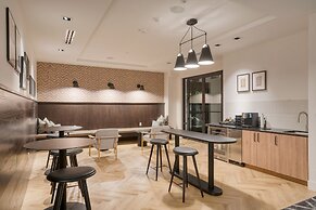 Alpine Oasis Luxury Living Near Vail With Outdoor Oasis Pool and Game 