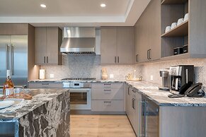 Alpine Oasis Luxury Living Near Vail With Outdoor Oasis Pool and Game 