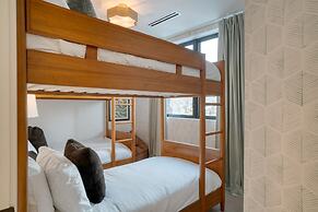 Alpine Oasis Luxury Living Near Vail With Outdoor Oasis Pool and Game 