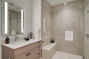 Alpine Oasis Luxury Living Near Vail With Outdoor Oasis Pool and Game 