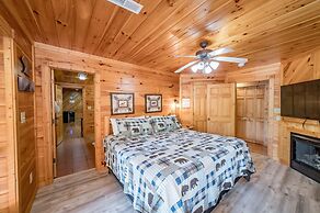 The Big Easy Spacious Mountain Retreat Hot Tub Deck Premier Location