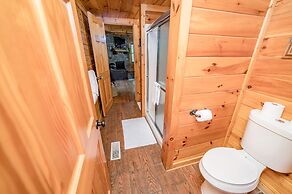 The Big Easy Spacious Mountain Retreat Hot Tub Deck Premier Location