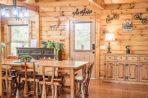 The Big Easy Spacious Mountain Retreat Hot Tub Deck Premier Location