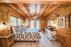 The Big Easy Spacious Mountain Retreat Hot Tub Deck Premier Location