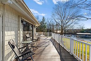 Pleasant Cove Waterfront Getaway With Fire Pit Deck and Private Lake A
