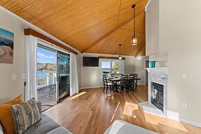 Pleasant Cove Waterfront Getaway With Fire Pit Deck and Private Lake A