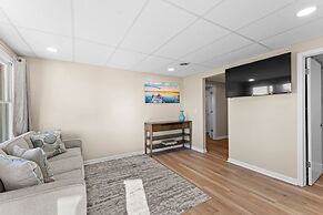 Pleasant Cove Waterfront Getaway With Fire Pit Deck and Private Lake A