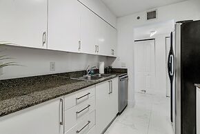 Brickell High-Floor Luxury Condo