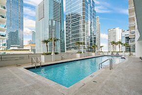 Brickell High-Floor Luxury Condo