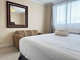 Downtown 3BD City View with Washer Dryer