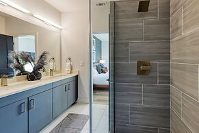 Honkey-tonk by Avantstay New Modern 2bdr in Walkable Midtown w Gym Poo