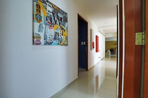 Spacious Condo with Gym & Pool Cancun