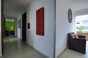 Spacious Condo with Gym & Pool Cancun