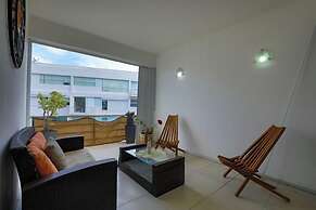 Spacious Condo with Gym & Pool Cancun