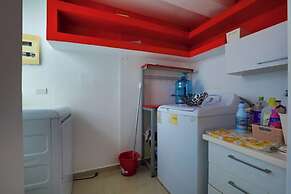 Spacious Condo with Gym & Pool Cancun