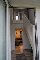 4br-sleeps8-privategarden-freeparking