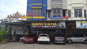Hotel Bambu Kuning