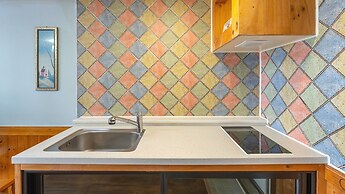 Yeongheungdo Blue Story Pension