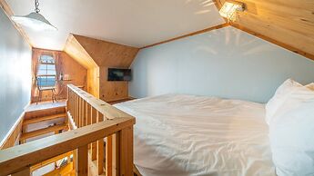 Yeongheungdo Blue Story Pension