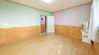 Yeongheungdo Blue Story Pension