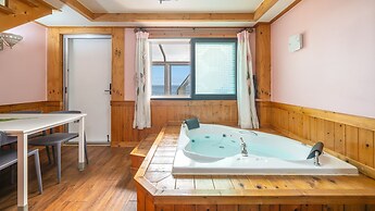 Yeongheungdo Blue Story Pension