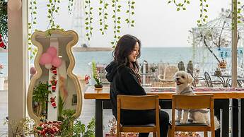 Yeongheungdo Blue Story Pension