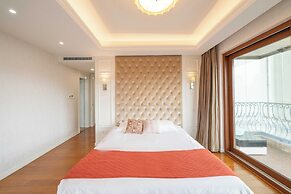 Book and Bed - Shanghai