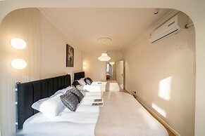 Book and Bed - Shanghai