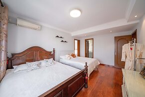 Book and Bed - Shanghai