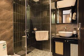 Hanoi Bliss Hotel