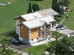 Mountain Stay With Balcony