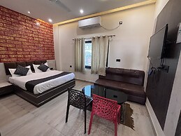 Hotel Gurudev Palace