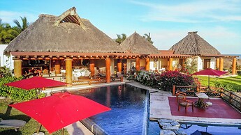 Casa Irekua Luxury beachfront retreat