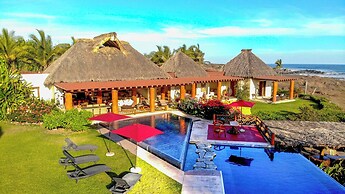 Casa Irekua Luxury beachfront retreat