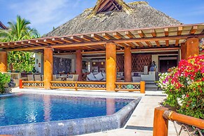 Casa Irekua Luxury beachfront retreat