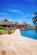 Casa Irekua Luxury beachfront retreat